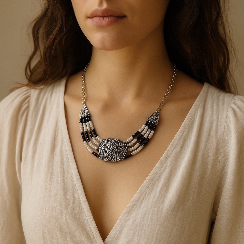 Boho Beaded Tribal Statement Necklace – Black & White 9.5”
